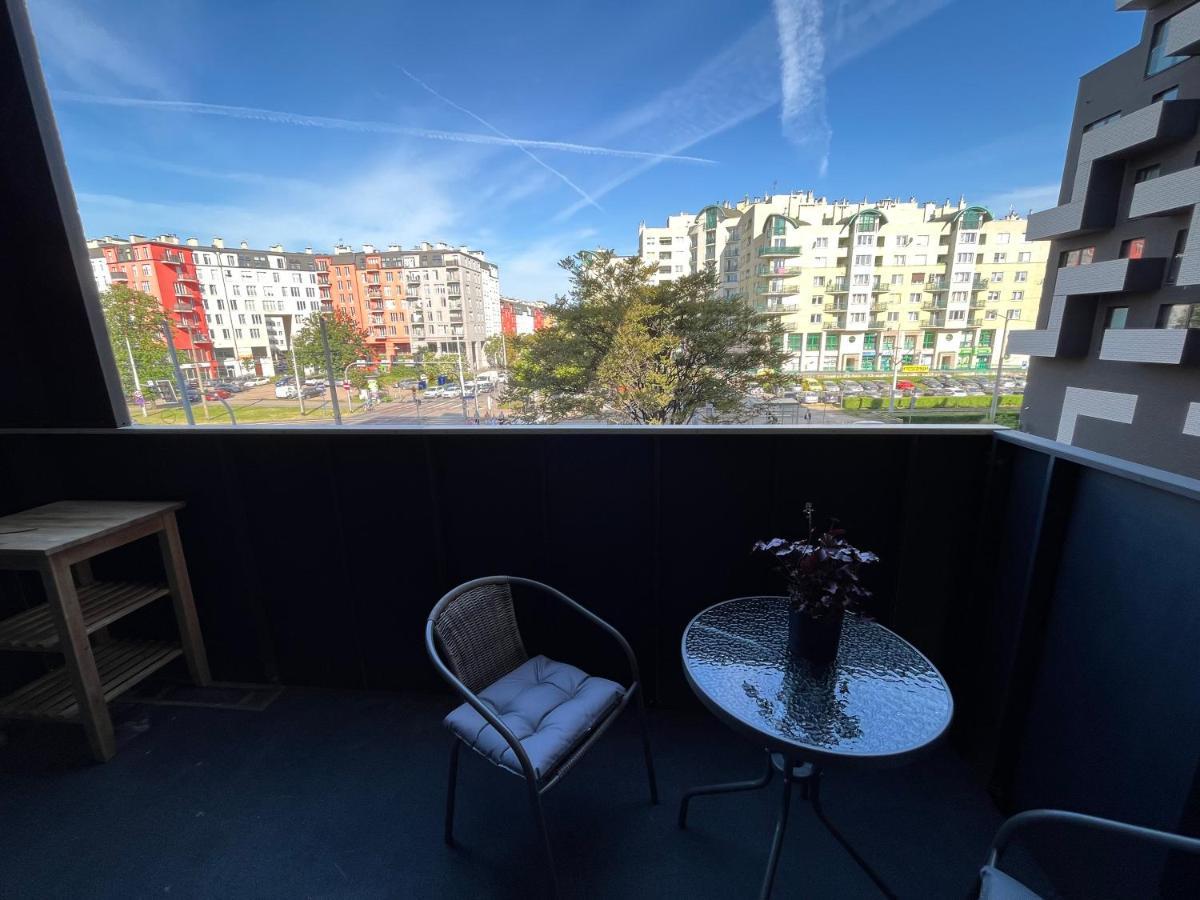 Komfort W Centrum Parking Wroclaw Bagian luar foto
