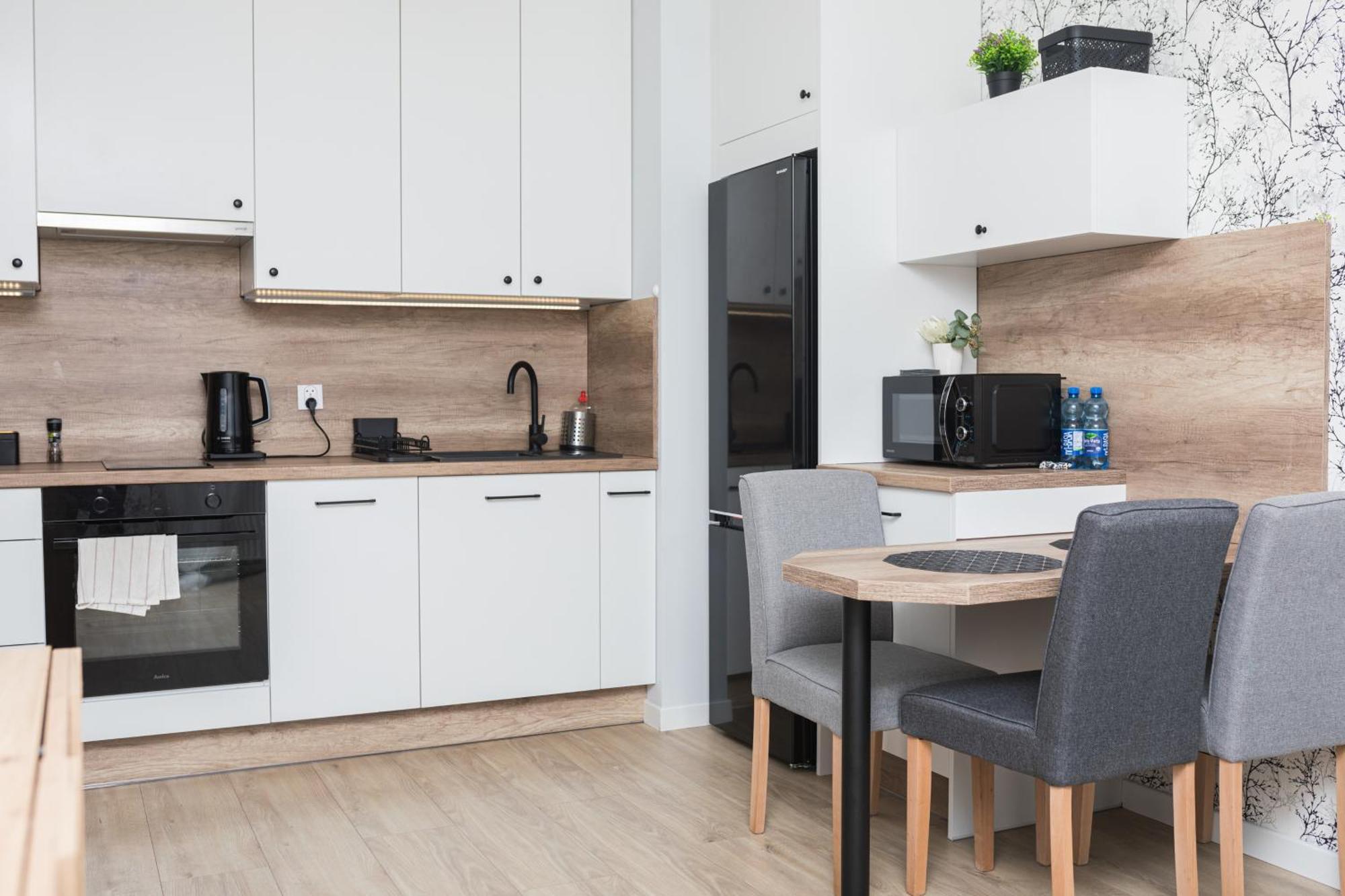 Komfort W Centrum Parking Wroclaw Bagian luar foto