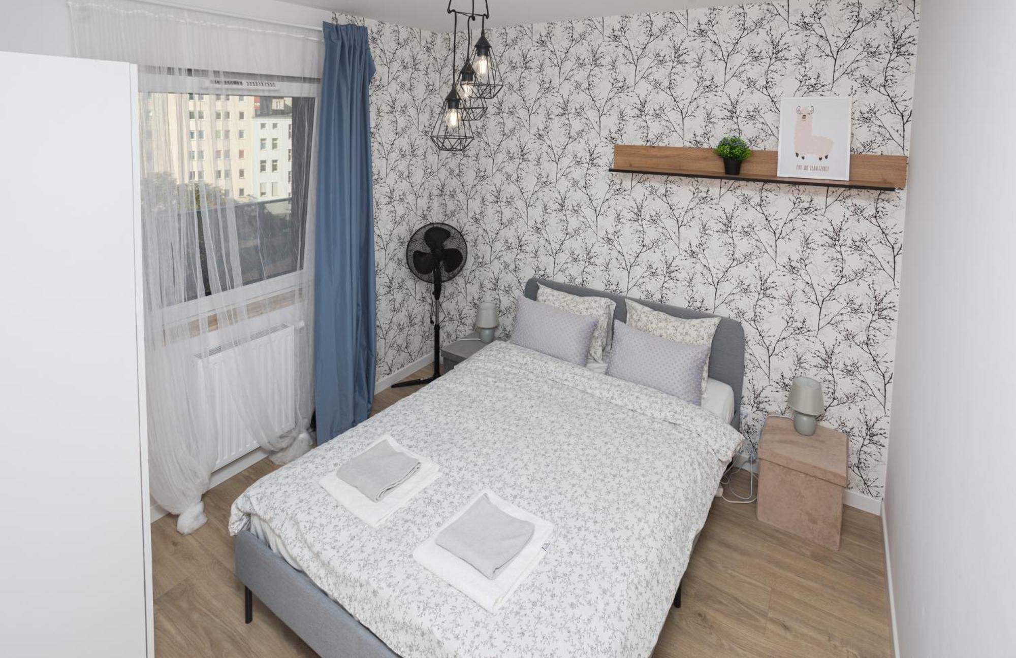 Komfort W Centrum Parking Wroclaw Bagian luar foto