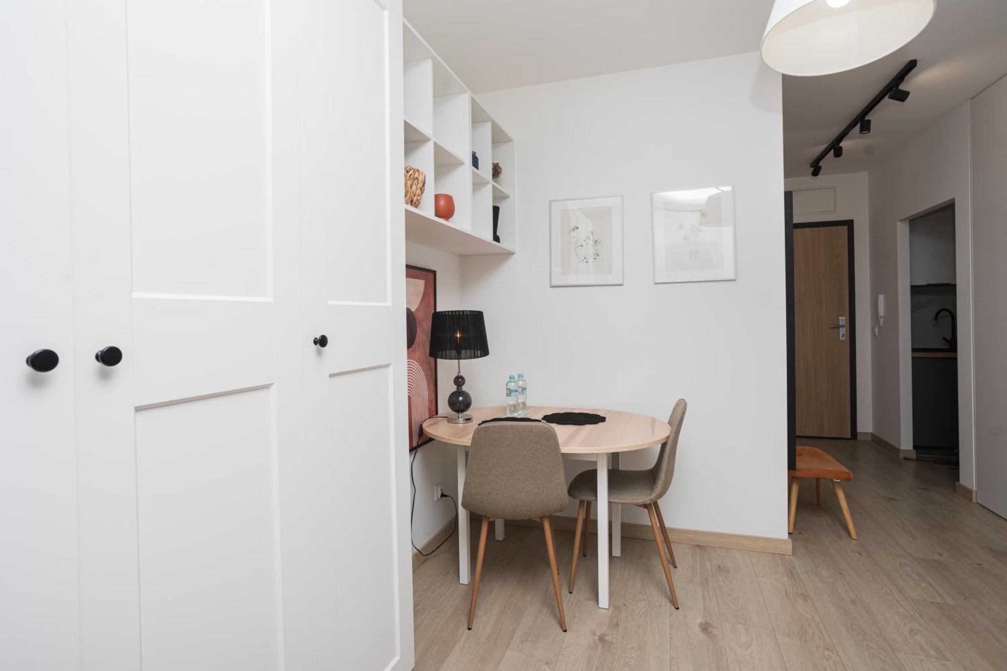 Komfort W Centrum Parking Wroclaw Bagian luar foto